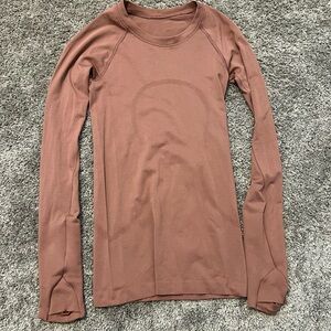 lululemon Spiced Chai Long-Sleeve Swiftly Tech Size 2